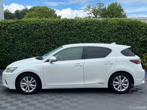 Lexus CT 1.8 HYBRID AUTO // - Image 3