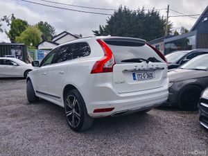 XC60 // PANORAMIC ROOF // AUTO - Image 3