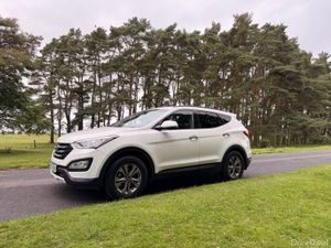 Hyundai Santa Fe 2015 4X4 Diesel - Image 3