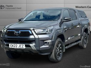 Toyota Hilux 2.8 D-4D Invincible X Auto 4WD Euro 6 - Image 3