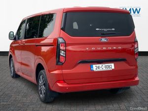 Ford Tourneo Custom 125 T35 0 V710 BUS M1320STITA - Image 3