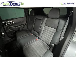 Mitsubishi Outlander PHEV 4WD G , Reversing camera - Image 4