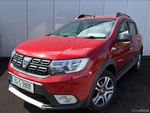 Dacia Sandero TECHROAD TCE 90 MY18 4 4DR - Image 2