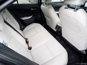 Lexus UX 250H F SPORT DESIGN - Image 4