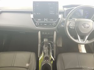 Toyota Corolla Cross HYBRID - Image 4