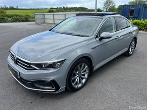 2021 (212) Volkswagen Passat GTE Advance 1.4 PHEV - Image 4