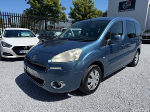 *LOW KM/WHEELCHAIR ACCESS* 2012 Peugeot Partner Te - Image 3