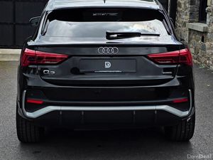 2020 AUDI Q3 35 TDI QUATTRO S LINE BLACK PACK - Image 4