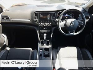 Renault Megane E-TECH PHEV 160 Auto Iconic ST - Image 2
