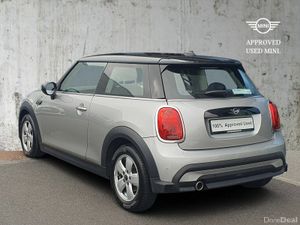 Mini Cooper 3-Door Cooper Classic - Image 3