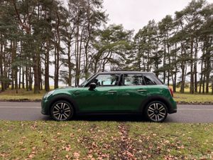 Mini Cooper 2022 High Spec - Image 4