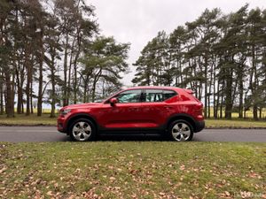Volvo XC40 2021 T2 Momentum - Image 4