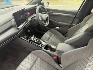 Volkswagen Golf R-LINE 2.0 TDI 150HP AUTO - Image 3