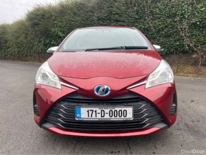 Toyota Vitz 1.5 HYBRID JEWELA - Image 4