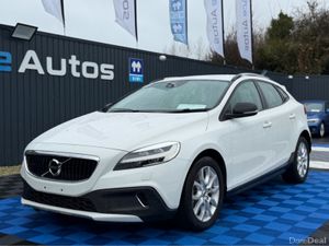 Volvo V40 CROSSCOUNTRY 4WD - 2.0L DIESEL - AUTO - - Image 2