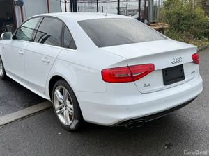AUdi A4 S line  2014 - Image 3