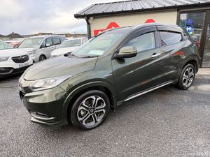 2017 HONDA VEZEL SENSING AWD - Image 2