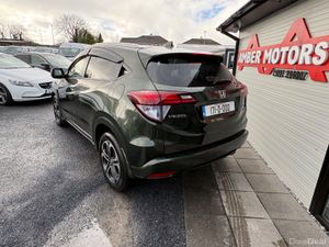 2017 HONDA VEZEL SENSING AWD - Image 4