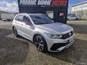 221 Volkswagen Tiguan R-line DSG Black Pack - Image 2