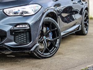 MEGA SPEC BMW X5 45E M PERFORMANCE - Image 2