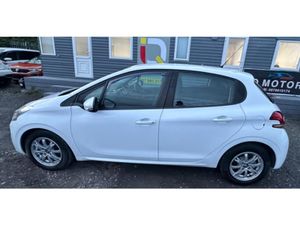 Peugeot 208 Puretech 1.2L Petrol Automatic (2763) - Image 4