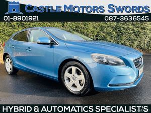 Volvo V40 BLUETOOTH //  FULL LEATHER // REVERSE CA - Image 2