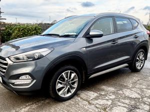 Hyundai Tucson EXECUTIVE 2018 2.0L Petrol AUTOMATI - Image 3