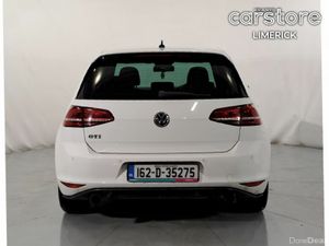 Volkswagen Golf 2.0TFSI GTI DSG ** Tartan Interior - Image 4