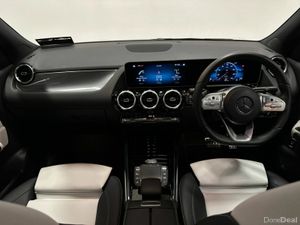 Mercedes-Benz GLA GLA200 D AMG Line - Image 4