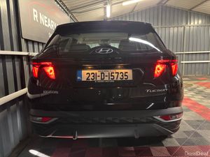 2023 Hyundai Tucson 2WD Executive Manual - Image 2