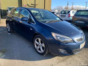 Vauxhall Astra 2011 Manual Diesel - Image 3