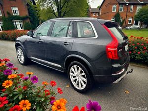 Volvo XC90 D5 (235hp) AWD Inscription Geartronic - Image 4