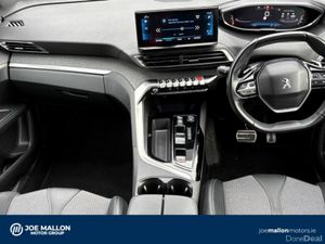 Peugeot 5008 1.5 BlueHDi 130bhp Allure Auto - Image 4