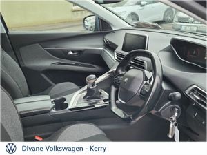 Peugeot 5008 ACTIVE 1.5 DIESEL 130BHP 7 SEATER - Image 4