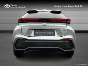 Toyota C-HR HYBRID SPORT - Image 4