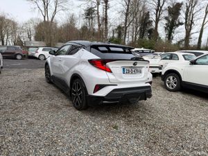 Toyota C-HR 2023 GR package - Image 4
