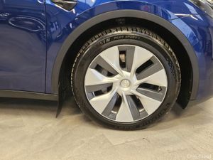 22 TESLA MODEL Y LONG RANGE AWD MPV ELECTRICITY - Image 4
