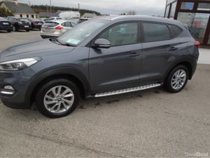 Hyundai Tucson 1.7 EXECUTIVE 5DR - Image 4