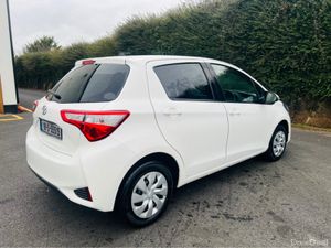 Toyota Vitz 1.0 AUTOMATIC - Image 4