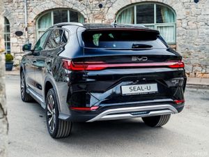 BYD SEAL U Comfort Plug in Hybrid - Image 4