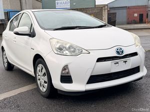 TOYOTA AQUA 2012 WHITE - Image 3