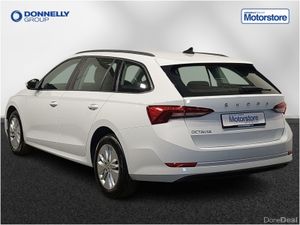 Skoda OCTAVIA Diesel Estate SE - Image 3