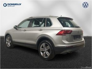 Volkswagen Tiguan Diesel Estate SEL - Image 4