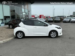 Toyota Yaris LUNA 1.0 MANUAL - Image 3