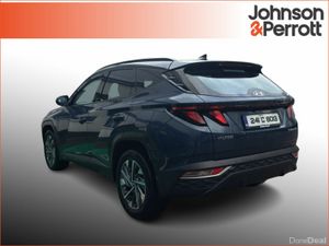 Hyundai Tucson 2WD Executive w.2 Tone Roof - Image 2