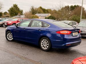 Ford Mondeo 2017 2.0 titanium edition - Image 4
