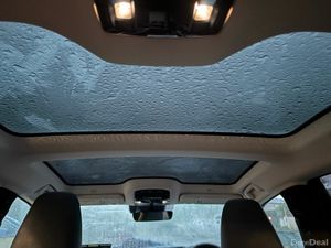 Lexus RZ 450e FIXED PAN ROOF - Image 3