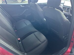 Ford Focus ST-LINE 1.0T 125 MHEV DC - Image 3