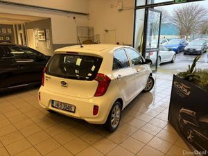 Kia Picanto 1.0 MANUAL 5DR. Comes with New NCT bef - Image 3