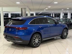 Mercedes-Benz EQC 400 AMG LINE 4MATIC=LOW MILES//H - Image 3